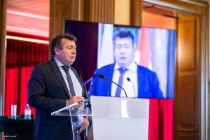 shooting photo femme ; shooting photo savoie ; shooting photo chambery ; shooting photo chambéry ; shooting photo ; shooting photo aix les bains ; shooting photo la ravoire ; seance photo ; shooting portrait ; shooting portrait savoie ; seance portrait savoie ; shooting portrait chambery ; seance portrait chambery ; shooting portrait chambéry ; shooting portrait chambéry ; photosavoie ; photo savoie ; photographe chambery ; photographe savoie ; studio photo ; portrait ; photo corporate ; photographe corporate ; shooting corporate ; photo cv ; photographe cv ; lingerie ; seance lingerie ; shooting lingerie ; boudoir ; glamour ; seance glamour ; shooting glamour ; shooting lingerie chambery ; shooting lingerie chambéry ; bon cadeau shooting photo chambery ; bon cadeau shooting photo savoie ; photo grossesse; photo grossesse chambery ; photo grossesse savoie ; shooting grossesse; shooting grossesse chambery ; shooting grossesse savoie ; grossesse