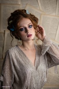 shooting photo femme ; shooting photo savoie ; shooting photo chambery ; shooting photo chambéry ; shooting photo ; shooting photo aix les bains ; shooting photo la ravoire ; seance photo ; shooting portrait ; shooting portrait savoie ; seance portrait savoie ; shooting portrait chambery ; seance portrait chambery ; shooting portrait chambéry ; shooting portrait chambéry ; photosavoie ; photo savoie ; photographe chambery ; photographe savoie ; studio photo ; portrait ; photo corporate ; photographe corporate ; shooting corporate ; photo cv ; photographe cv ; lingerie ; seance lingerie ; shooting lingerie ; boudoir ; glamour ; seance glamour ; shooting glamour ; shooting lingerie chambery ; shooting lingerie chambéry ; bon cadeau shooting photo chambery ; bon cadeau shooting photo savoie