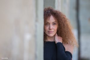 shooting photo femme ; shooting photo savoie ; shooting photo chambery ; shooting photo chambéry ; shooting photo ; shooting photo aix les bains ; shooting photo la ravoire ; seance photo ; shooting portrait ; shooting portrait savoie ; seance portrait savoie ; shooting portrait chambery ; seance portrait chambery ; shooting portrait chambéry ; shooting portrait chambéry ; photosavoie ; photo savoie ; photographe chambery ; photographe savoie ; studio photo ; portrait ; photo corporate ; photographe corporate ; shooting corporate ; photo cv ; photographe cv ; lingerie ; seance lingerie ; shooting lingerie ; boudoir ; glamour ; seance glamour ; shooting glamour ; shooting lingerie chambery ; shooting lingerie chambéry ; bon cadeau shooting photo chambery ; bon cadeau shooting photo savoie